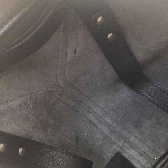 YSL Yves Saint Laurent Handbag - Picture 9 of 12